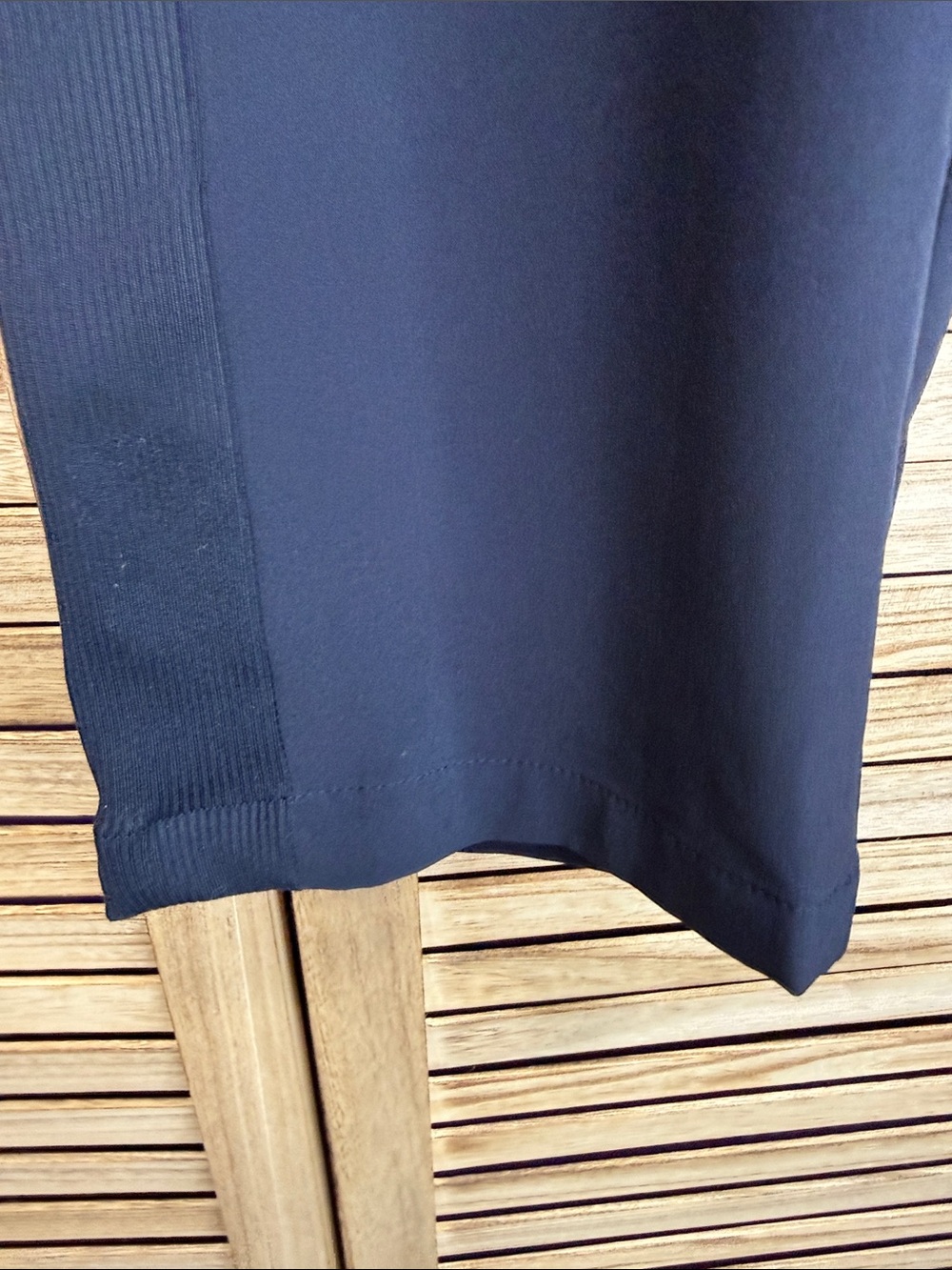 Chico's Classic Blue Stretch Zip-Pocket Pants Size 8 - Picture 3 of 14